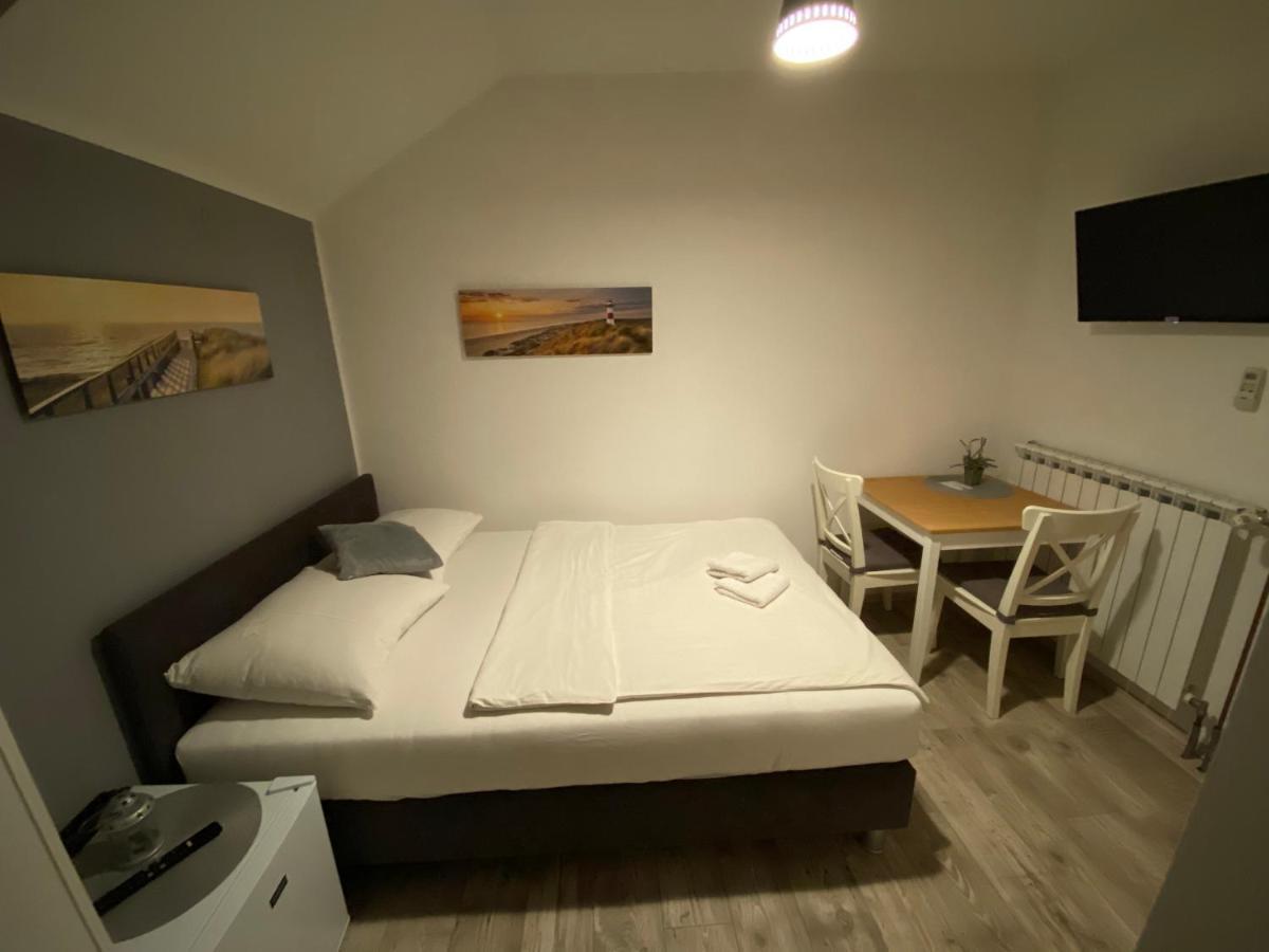 Guest House Lucija Buzin Ngoại thất bức ảnh