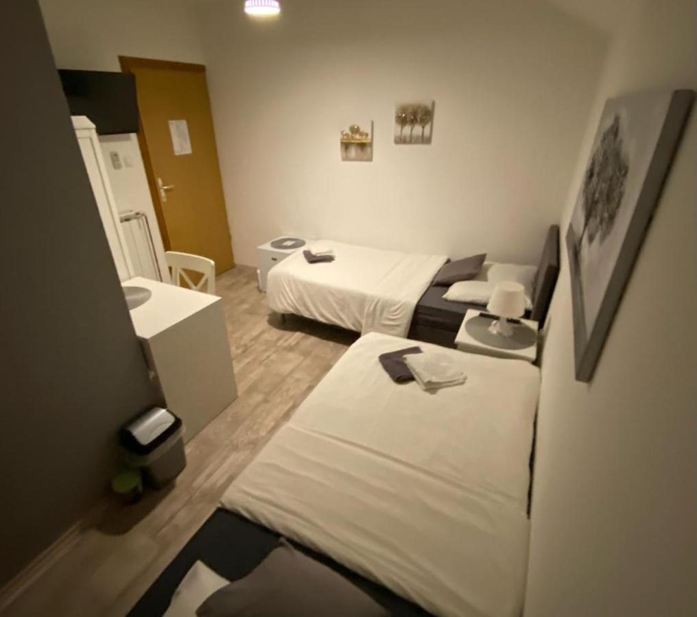 Guest House Lucija Buzin Ngoại thất bức ảnh