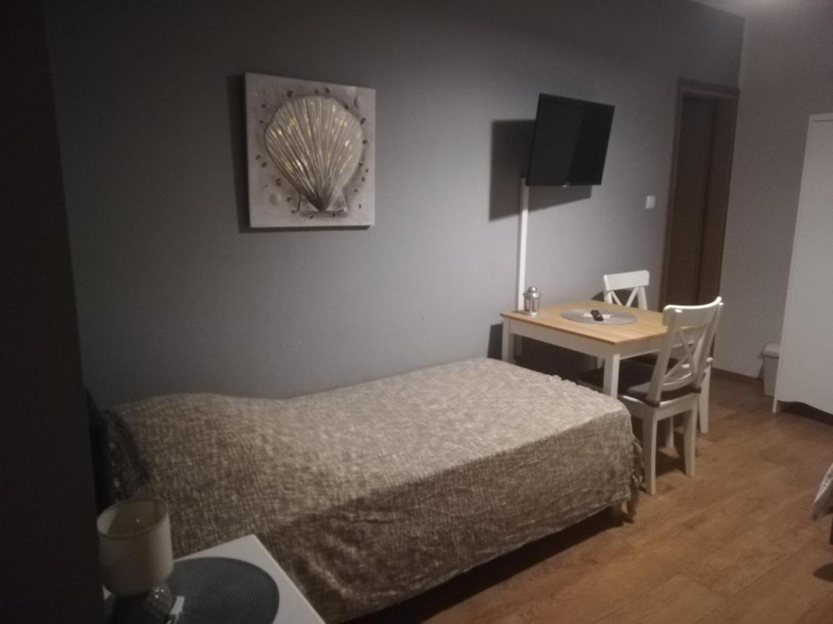 Guest House Lucija Buzin Ngoại thất bức ảnh