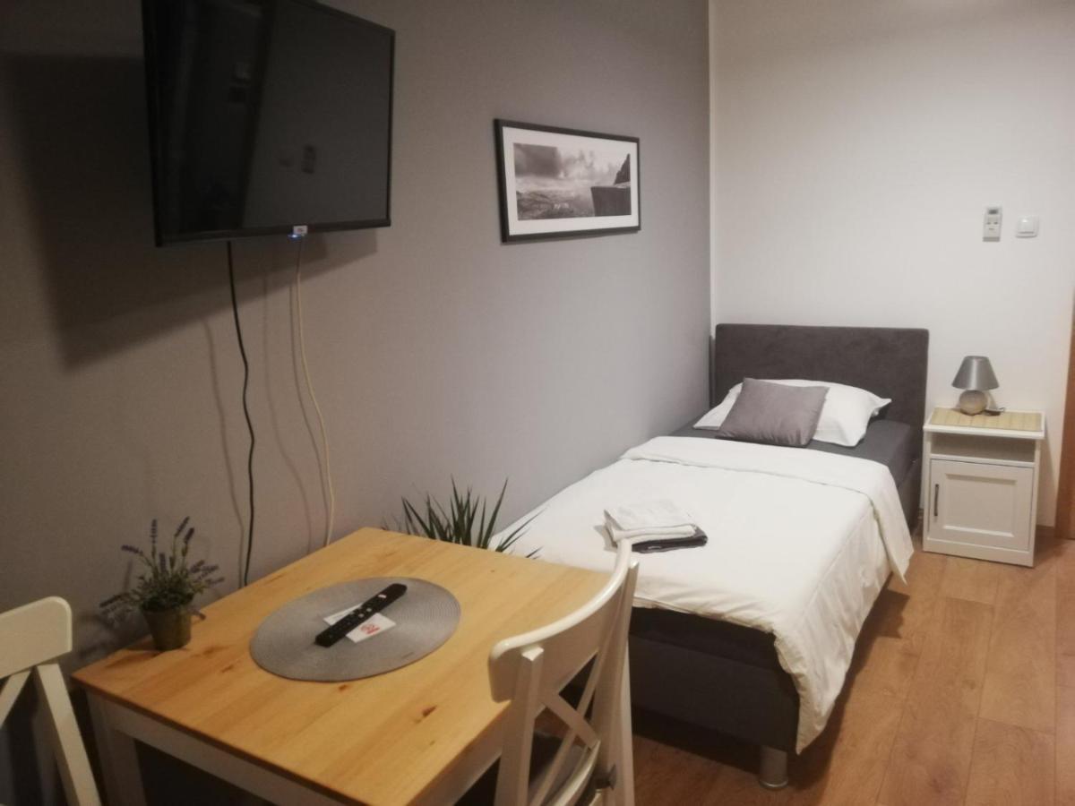 Guest House Lucija Buzin Ngoại thất bức ảnh