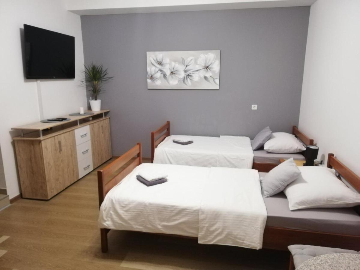 Guest House Lucija Buzin Ngoại thất bức ảnh